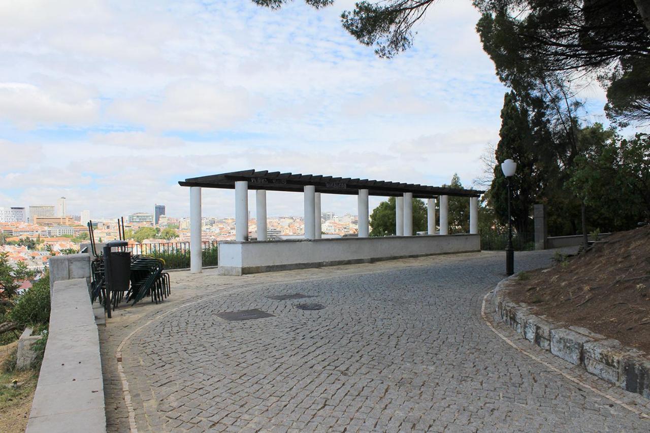 Charmoso Apartamento - Penha De Franca Lisboa Exterior foto