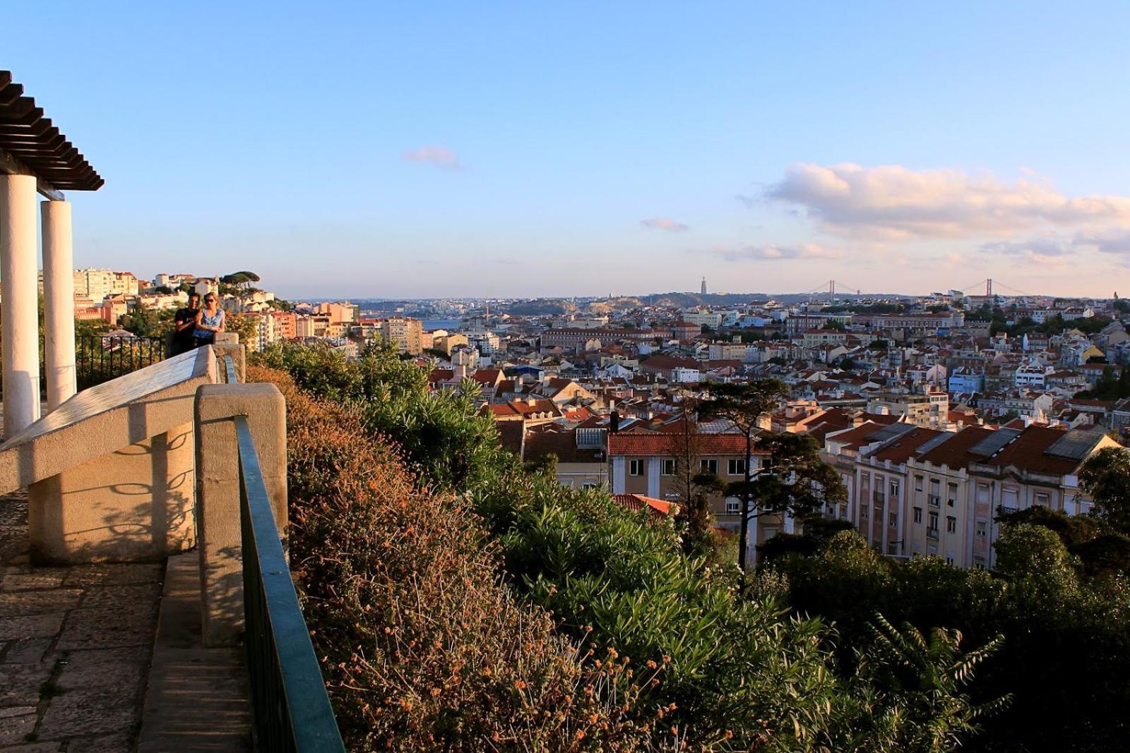 Charmoso Apartamento - Penha De Franca Lisboa Exterior foto